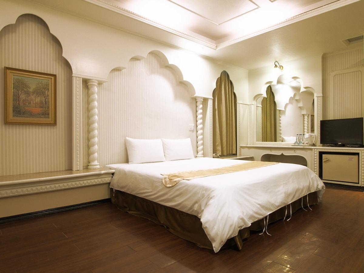 Yi Pin Yuan Hotel Tainan Extérieur photo