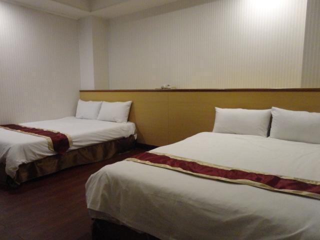 Yi Pin Yuan Hotel Tainan Extérieur photo