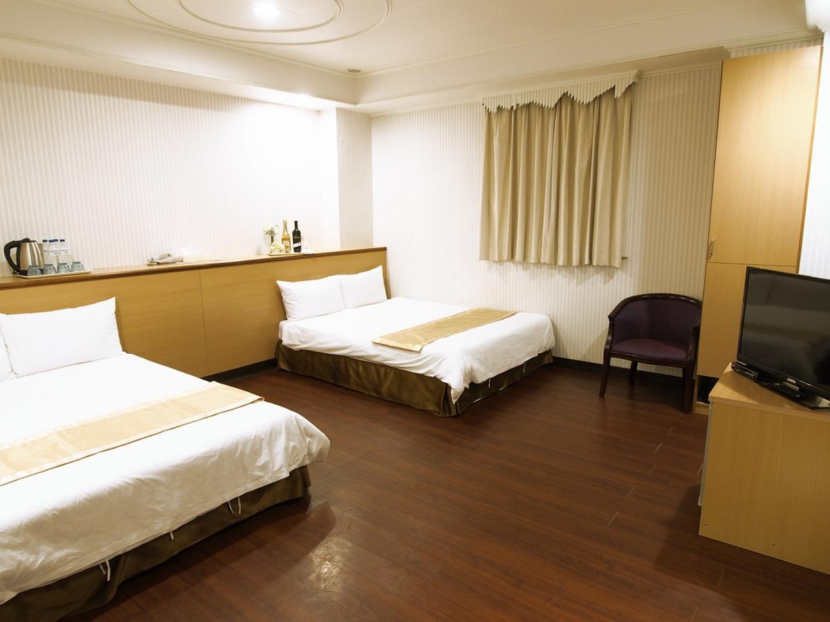 Yi Pin Yuan Hotel Tainan Extérieur photo